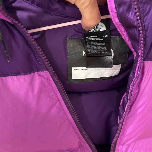 Never wore new no tags 12-18 months - Picture 2 of 3